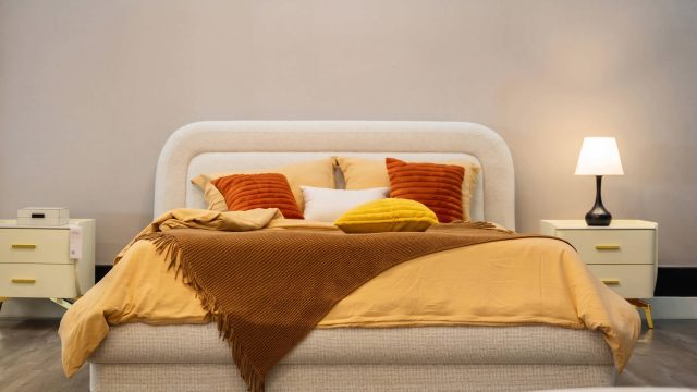 Embrace Contemporary Elegance with Stunning Wallpaper Designs