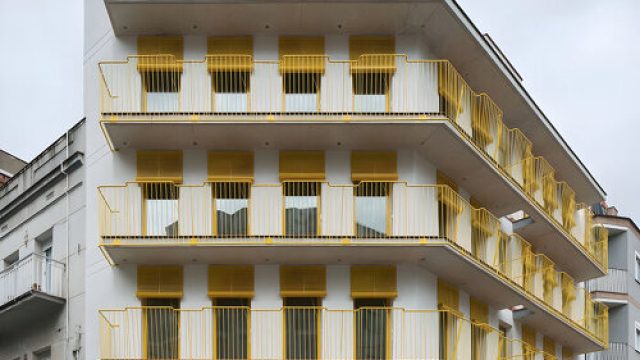 Revitalizing Spaces: The Charm of Yellow and Concrete in Design | idn online slot, bonus slot 100 member baru, nomor kbj, 6 slot decoy bag, ibet899