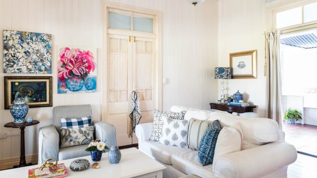 Capture the Essence of Coastal Serenity with Seashell Wallpapers