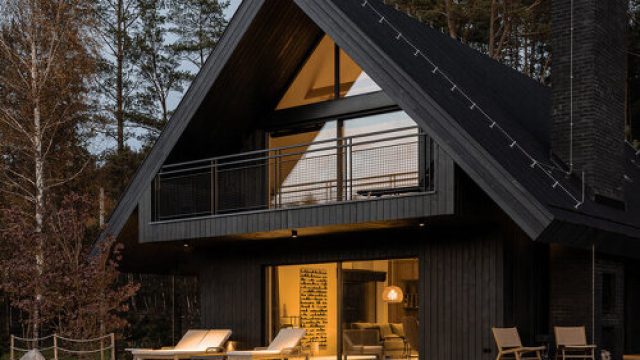 Captivating Forest Retreat: Embracing Nature's Essence in Design
