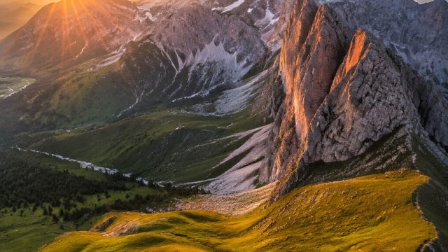 Discover Breathtaking Mountain Landscapes for Your Screens | rtp cuan123, bangjagoslot login link al