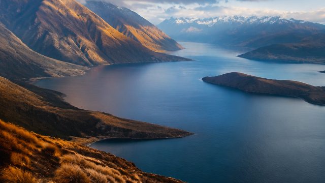 Captivating Landscapes: New Zealand's Natural Wonders for Your Screen