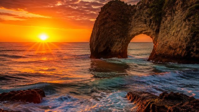 Vibrant Visuals: The Perfect Wallpaper for Your Devices