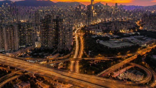 Captivating Urban Landscapes: Your Ideal Wallpaper Escape