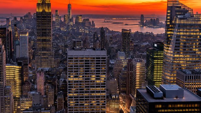 Stunning Urban Landscapes: Captivating Wallpaper Collection