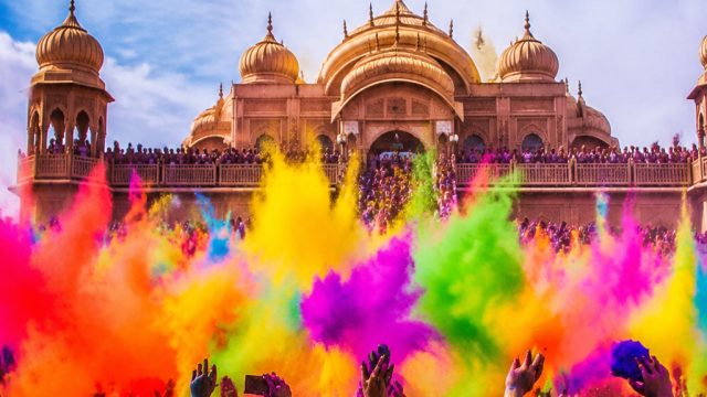 Vibrant Festival Scenes: Capturing the Essence of Celebration