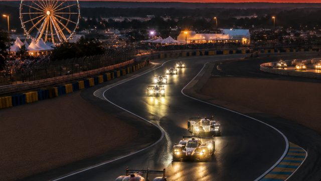 Exploring the Dynamic Beauty of Le Mans: A Visual Experience