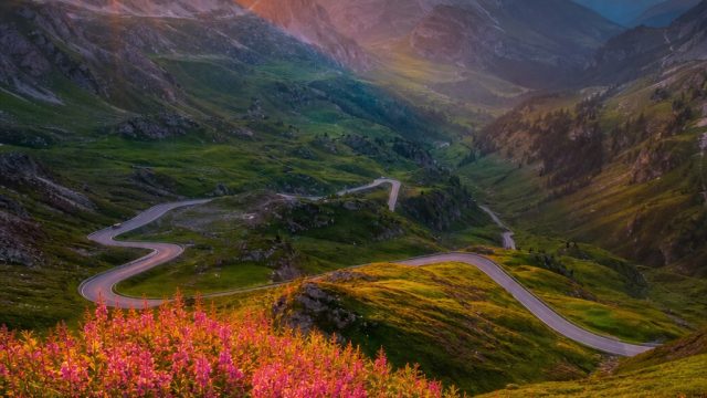 Captivating Watercolors: Stunning Landscapes for Your Screen