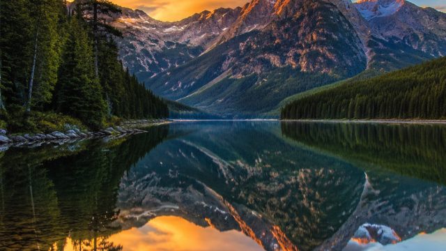 Nature's Serenity: Tranquil Landscapes for Every Screen
