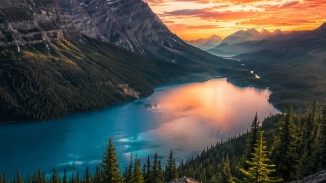 Captivating Landscapes: Nature's Wonders for Your Screen