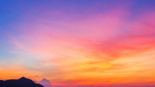 Vibrant Gradient Wallpapers: Enhance Your Digital Aesthetic