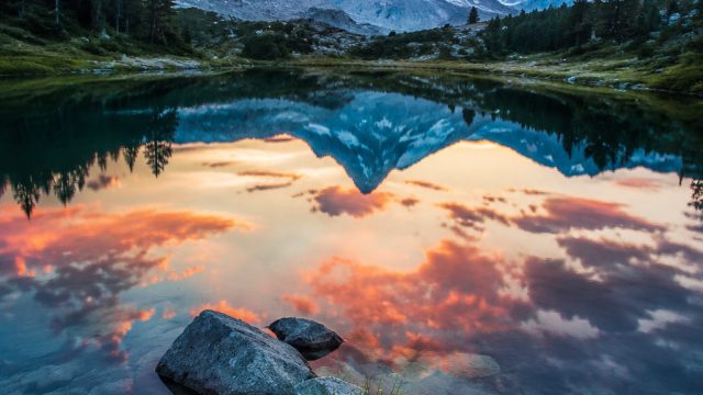 Captivating Serenity: Nature-Inspired Wallpapers for Your Screens
