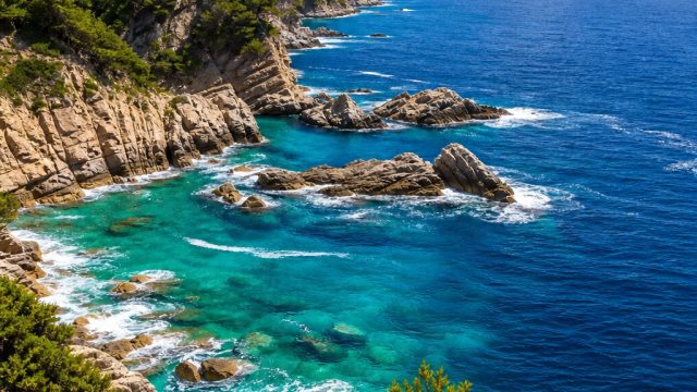 Transform Your Screen with Stunning Coastal Paradise Wallpapers
