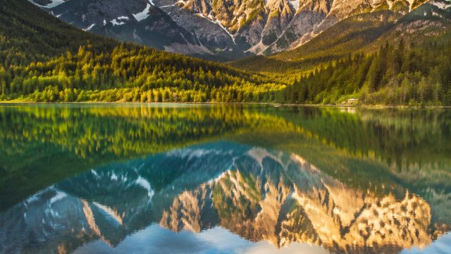 Capturing Nature: The Best Landscape Photography for Your Wallpaper