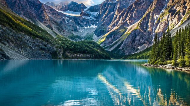 Nature's Serenity: Captivating Landscapes for Your Screens