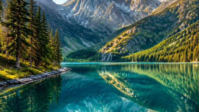 Nature's Serenity: Captivating Landscapes for Your Screen