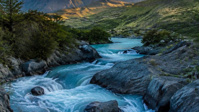 Vibrant Landscapes: A Refreshing Escape for Your Screen