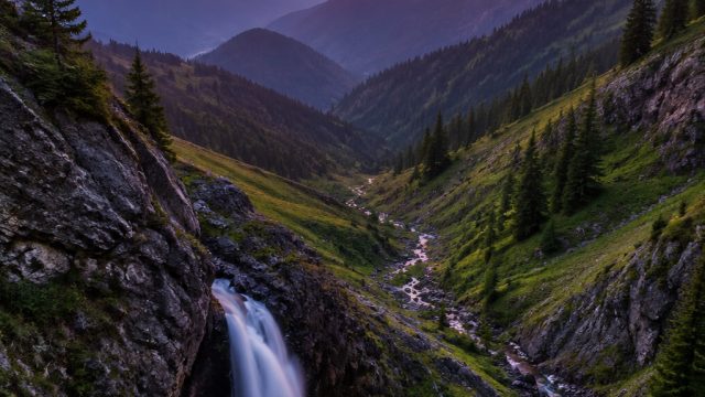 Explore Breathtaking Landscapes: Stunning Nature Wallpapers for You