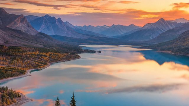 Captivating Landscapes: Transform Your Screen with Nature's Beauty