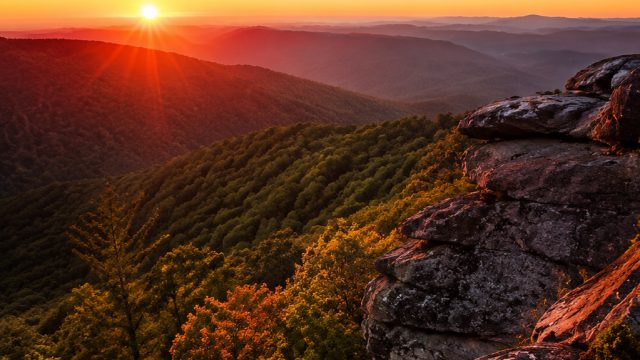 Discover the Serene Beauty of North Carolina's Hidden Overlook