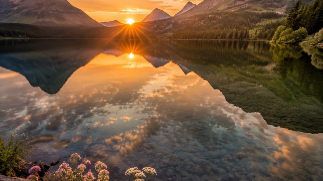 Discovering Tranquil Landscapes: Perfect Wallpapers for Your Screen