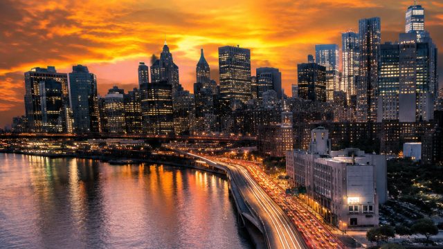 Urban Escapes: Captivating Cityscapes for Your Screens