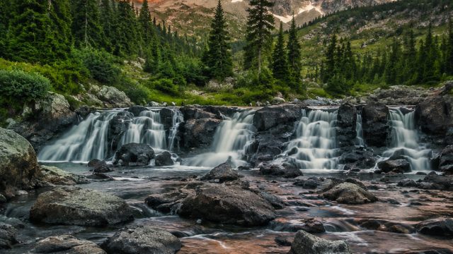 Exploring the Serenity of Nature: A Wallpaper Gallery Experience