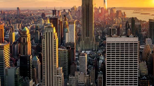 Elevate Your Space with Urban Elegance: Manhattan Skyline Wallpapers | ladangtoto apk, mansion casin