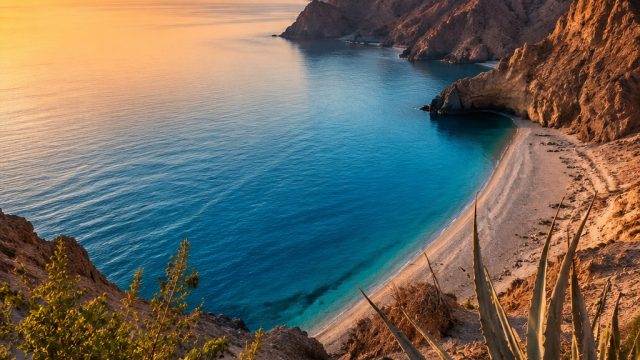 Captivating Omani Landscapes: A Photography Journey