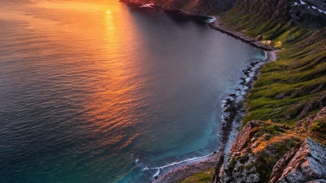 Discover Breathtaking Landscapes for Your Screens