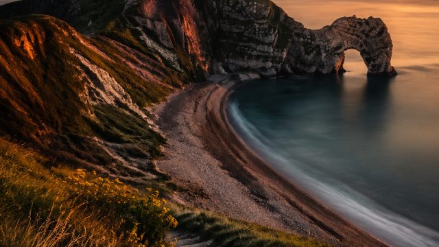 Timeless Visuals: Embrace Nostalgia with Iconic Photography