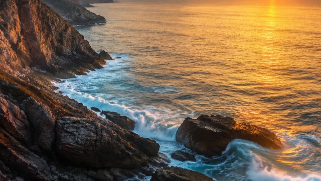 Captivating Seascapes: Serene Backdrops for Your Screen
