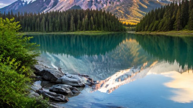 Breathtaking Wallpaper Gallery: Nature's Serenity Captured