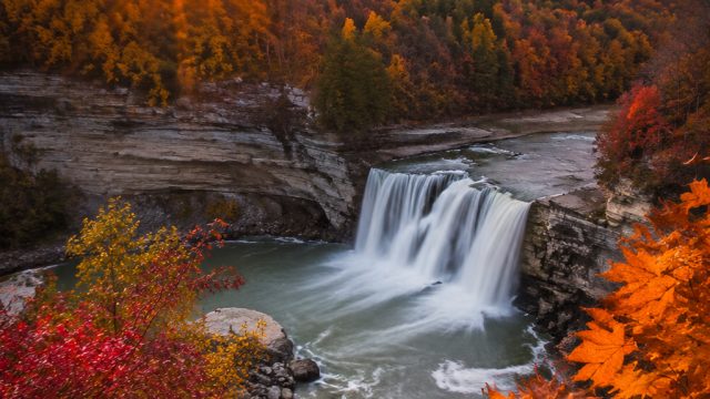 Captivating Natural Beauty: Ohio's Wonders for Your Screen