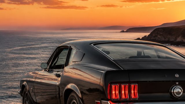 Captivating Car Aesthetics: Vintage Vehicles for Your Screen