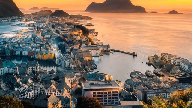 Captivating Coastal Landscapes: The Allure of Alesund, Norway
