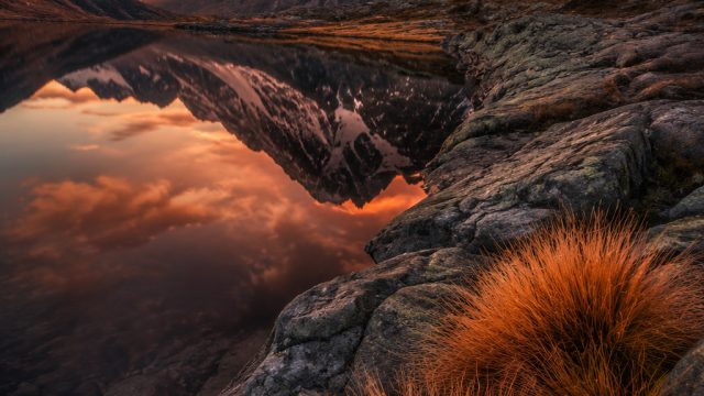 Stunning Photography Wallpapers: A Visual Escape for Your Screen