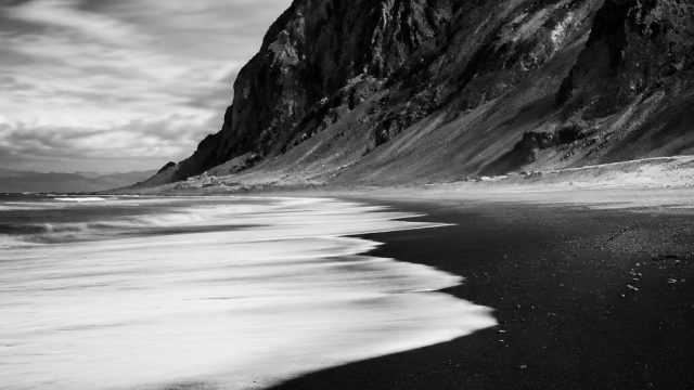 Mastering Black and White Photography: A Timeless Art | luxury life slot, playojo rtp, slot oke777