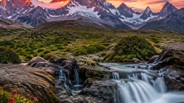 Explore Serene Landscapes: Perfect Wallpapers for Every Screen