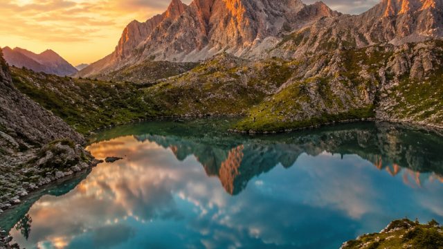 Serene Landscapes: Elevate Your Space with Nature-Inspired Wallpapers