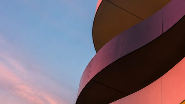 Discover the Allure of Modern Art Wallpapers for Your Devices