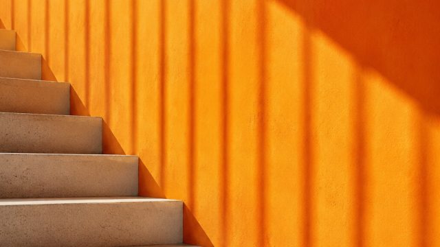 Captivating Patterns: The Allure of Minimalist Wallpaper Art