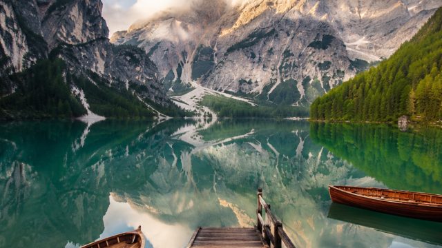 Exploring Serene Landscapes: Perfect Wallpapers for Every Screen