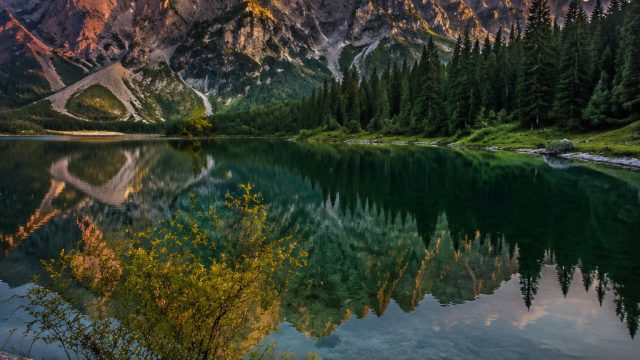 Vibrant Nature: Elevate Your Screens with Stunning Landscapes | guns n roses slot rtp, slot fiesta, papa slot 889