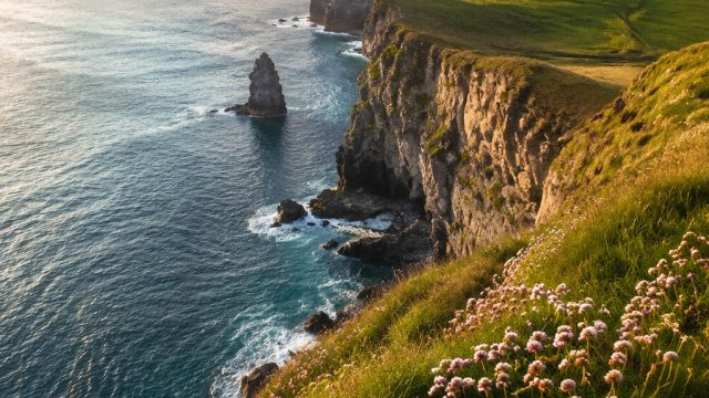 Exploring the Enchantment of Irish Landscapes Through Wallpaper