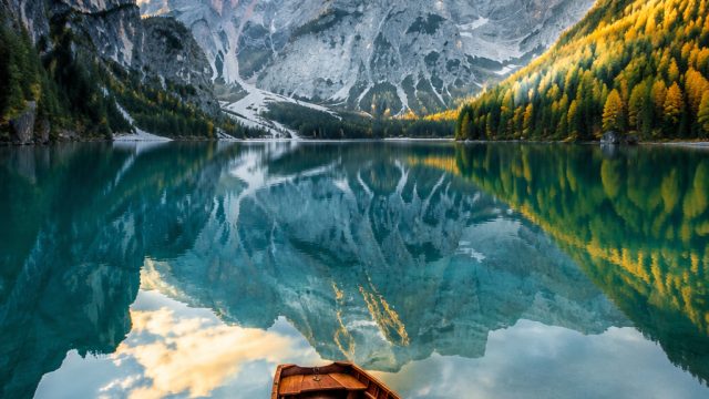 Serene Journeys: Capturing Tranquility in Stunning Wallpaper