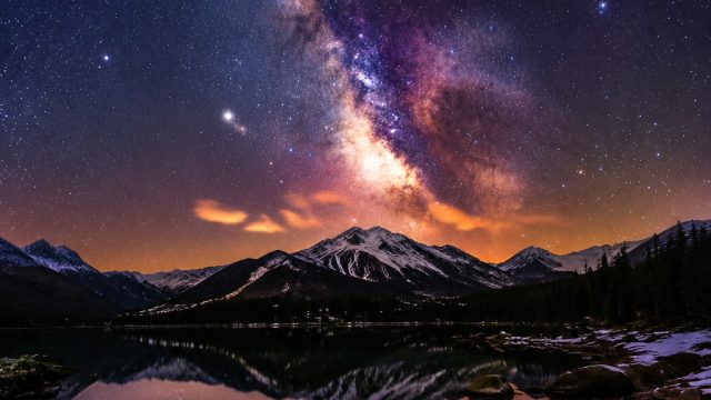 Celestial Wonders: Captivating Astrophotography Wallpapers
