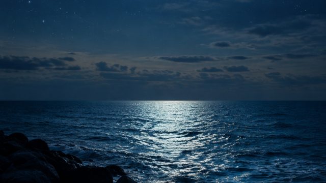 Capturing the Night: Stunning Full Moon Photography for Your Screens | rtp slot meriah, slot 2021 deposit pulsa tanpa potongan, bigslot777 login, kumis slot, beautiful, scenery, pictures
