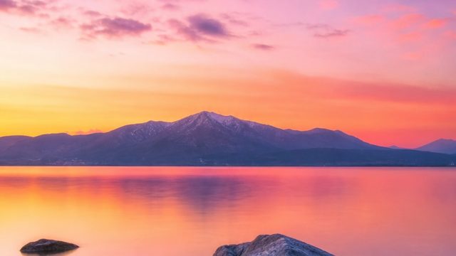 Modern Serenity: Captivating Wallpaper Themes for Your Device | merek jendela aluminium terbaik, gelatik kembar, arti mimpi pakai sepatu putih, sip777 via pulsa